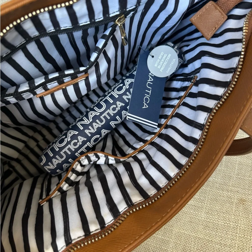 Miztique Tote bag in saddle Color NWT - Picture 6 of 15